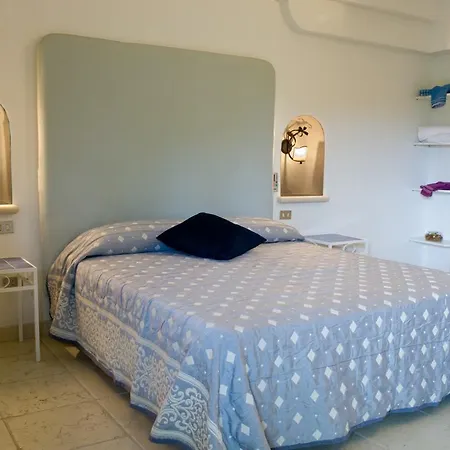Borgo Fiore 3* Salice Salentino